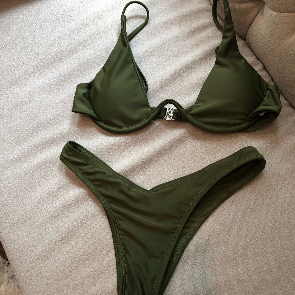 Deep Plunge High Cut Bikini